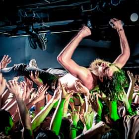 as-i-lay-dying-live-crowdsurf-taiwan-metal.jpg